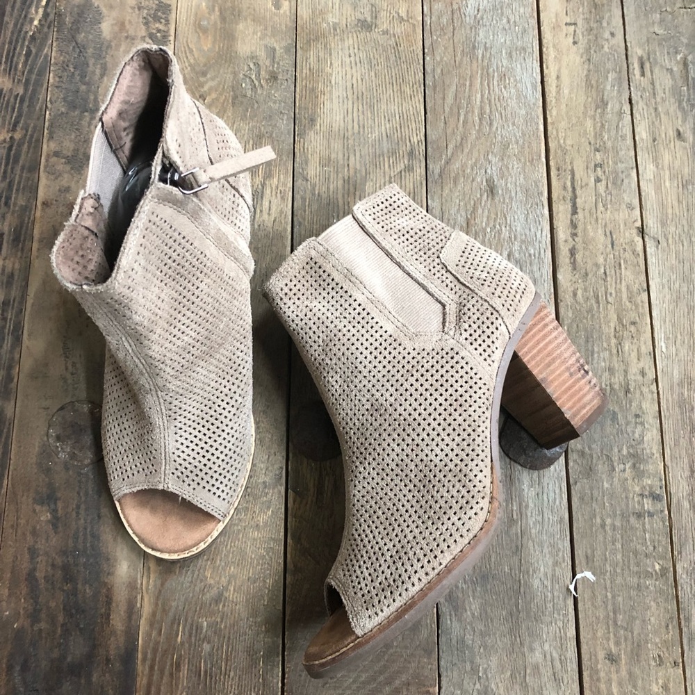 Toms Majorca Suede Peep Toe Booties
